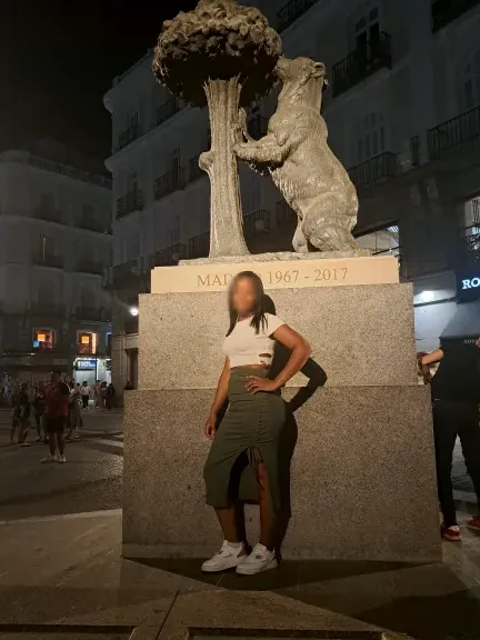 Antonia, 34