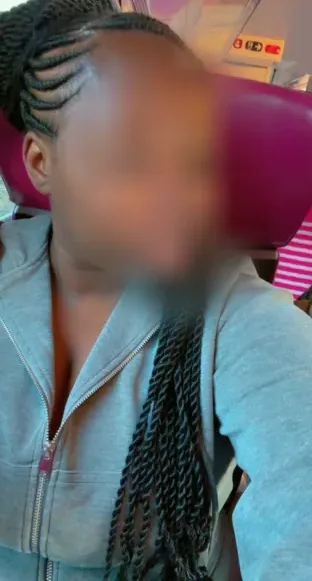 Astrid, 21