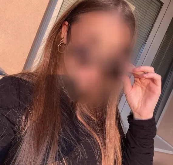 Doris, 31