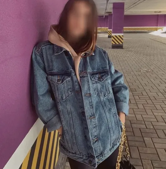 Isabella, 31