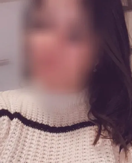 Nicole, 31