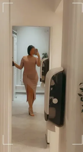 Stefanie, 35